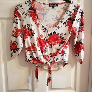 Floral cropped shirt